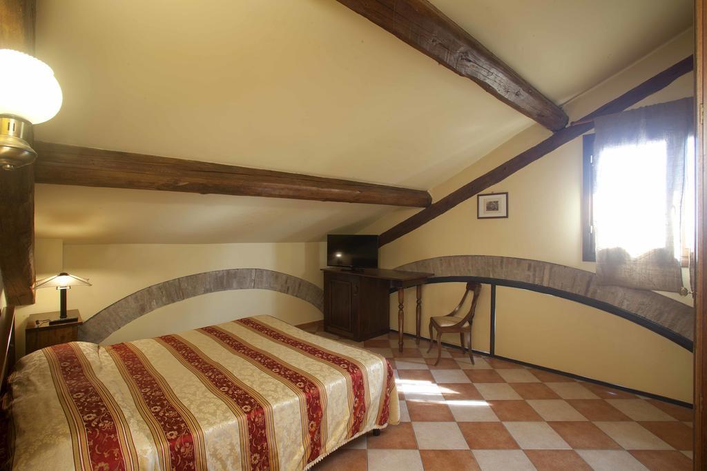 Agriturismo Il Bove Reggio Emilia Room photo